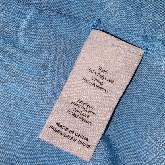 🥰Cinq à Sept NWT Puff Sleeve Size 6 Front Slit Twist Bust Blue - Picture 2 of 6